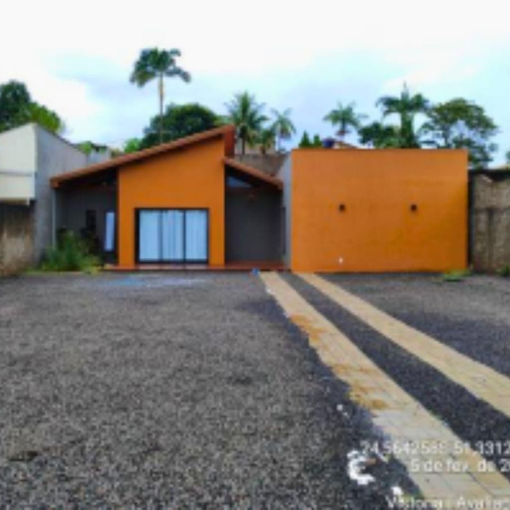 Foto 2 de 7: Casa em leilão em Cândido De Abreu - PR — IMÓVEL URBANO COM ÁREA TOTAL DE 450 m2- Em CÂNDIDO DE ABREU/PR