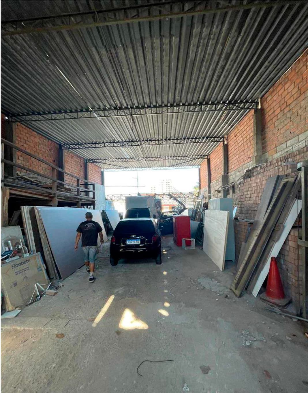 Foto 6 de 6: Comercial em leilão em São Paulo - SP, bairro Vila Santana — DIREITOS - IMÓVEL NA VILA SANTANA - ITAQUERA