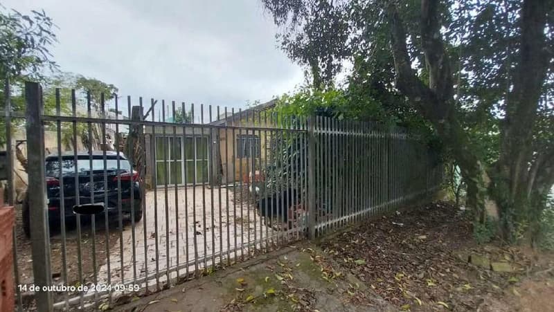 Foto 1 de 11: Casa em leilão em Curitiba - PR — Casa no bairro Cidade Industrial - Curitiba/PR