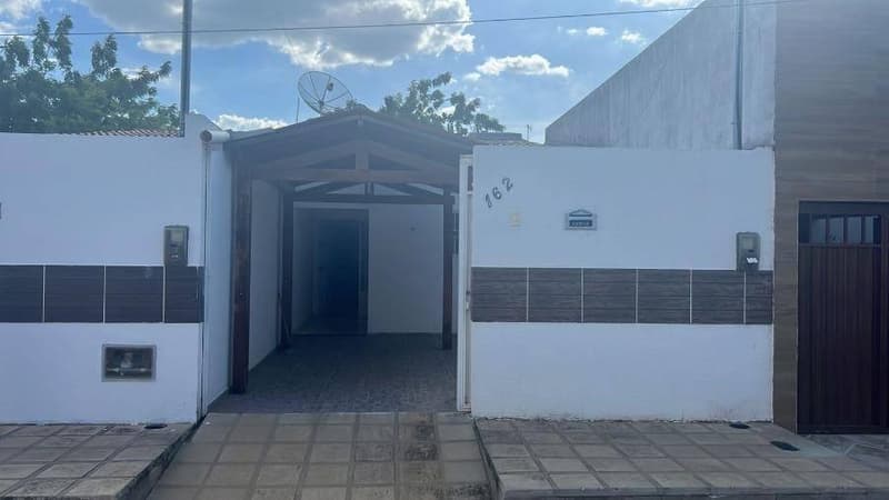 Foto 4 de 12: Casa em leilão em Patos - PB, bairro Monte Castelo — Casa, Patos / PB