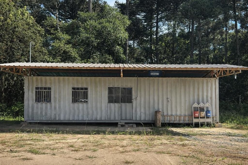 Casa em leilão em Campo Alegre - SC — CASA CONTAINER 40 PES CAMPO ALEGRESC