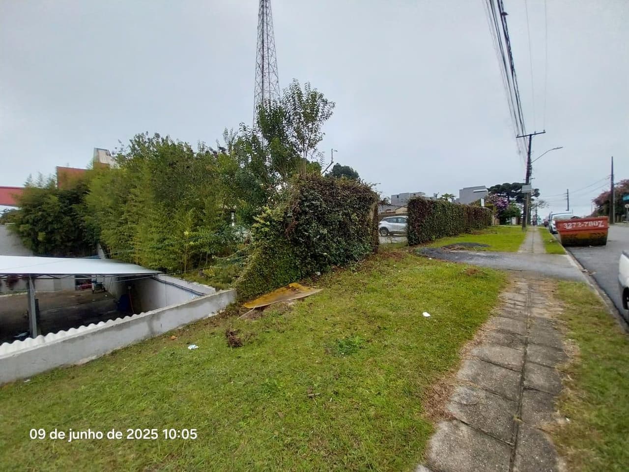 Foto 39 de 59: Comercial em leilão em Curitiba - PR, bairro Vista Alegre — Posto de Combustível com área de terreno total de 3.126,40m², benfeitorias de área total de 477,00m², localizado na Rua Miguel Tschennerl, 47, Vista Alegre, Curitiba/PR