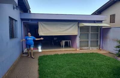 Foto 5 de 9: Casa em leilão em Terra Roxa - SP — Casa, A.T. 464m², A.C. 206m², 2 dorm, 1 suíte, piscina