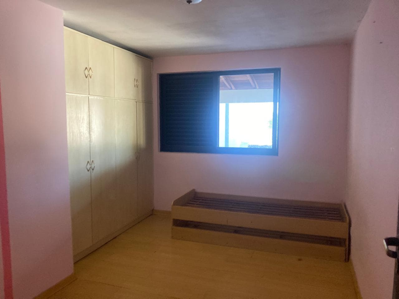 Foto 10 de 52: Casa em leilão em Curitiba - PR — Direitos Hereditários sobre Casa de 285m² - Bairro Jardim Social - Curitiba/PR