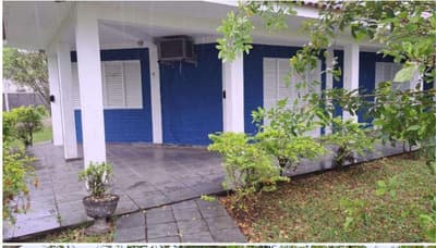 Foto 11 de 14: Terreno em leilão em Pontal Do Paraná - PR — Terreno com área de 1.077,00m², contendo uma casa com piscina, localizado na Avenida Panamérica, nº 533 Pontal do Sul/Pontal do Paraná/PR