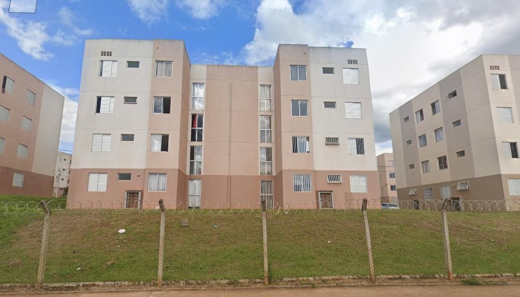 Apartamento em leilão em São Sebastião - DF, bairro Crixá — Direitos aquisitivos sobre o Apartamento nº 303 Bloco D, CRIXÁ CONDOMINIO VI, São Sebastião/DF