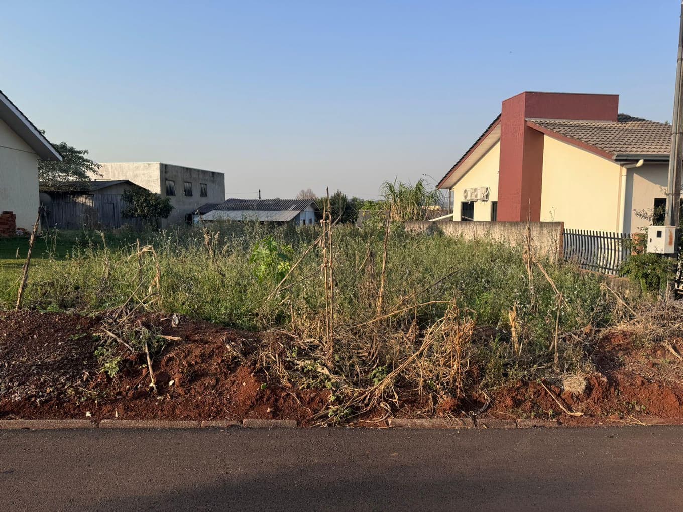 Foto 4 de 5: Terreno em leilão em Ampére - PR — IMÓVEL URBANO COM ÁREA TOTAL DE 361,68M²- Em AMPÉRE/PR