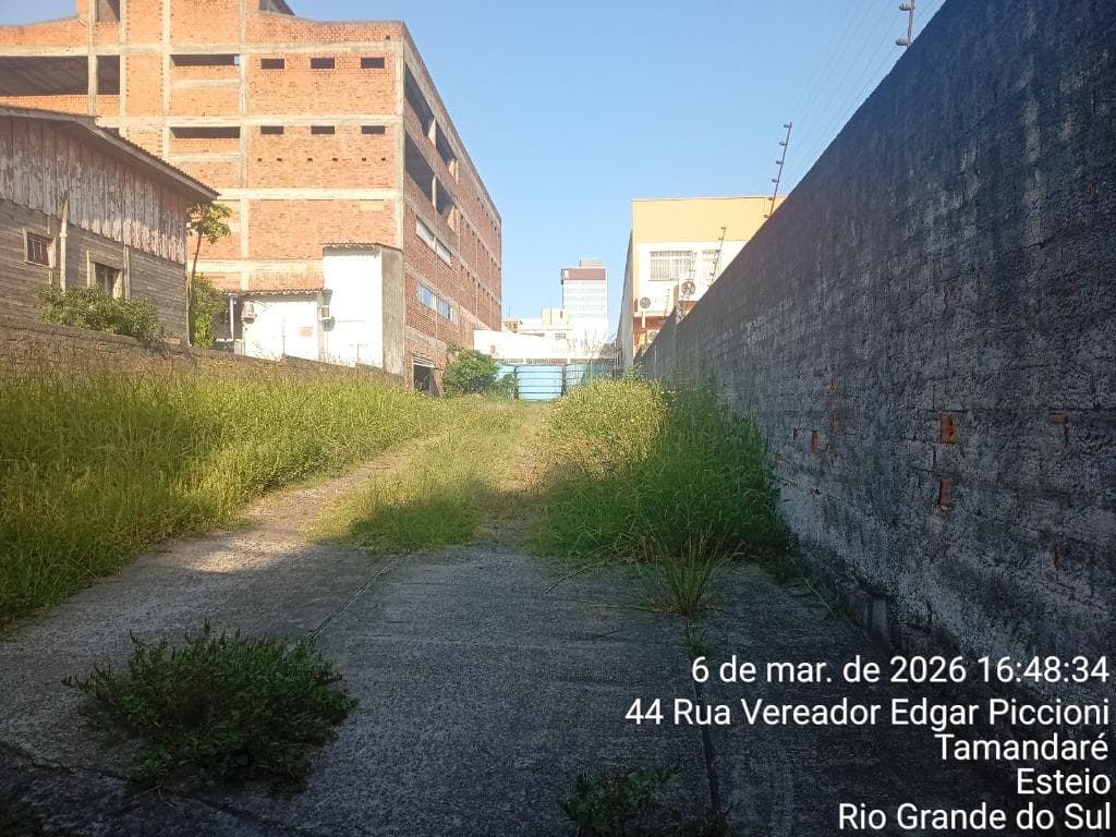 Terreno em leilão em Esteio - RS — TERRENO URBANO Área de 556 m2 - Esteio-RS