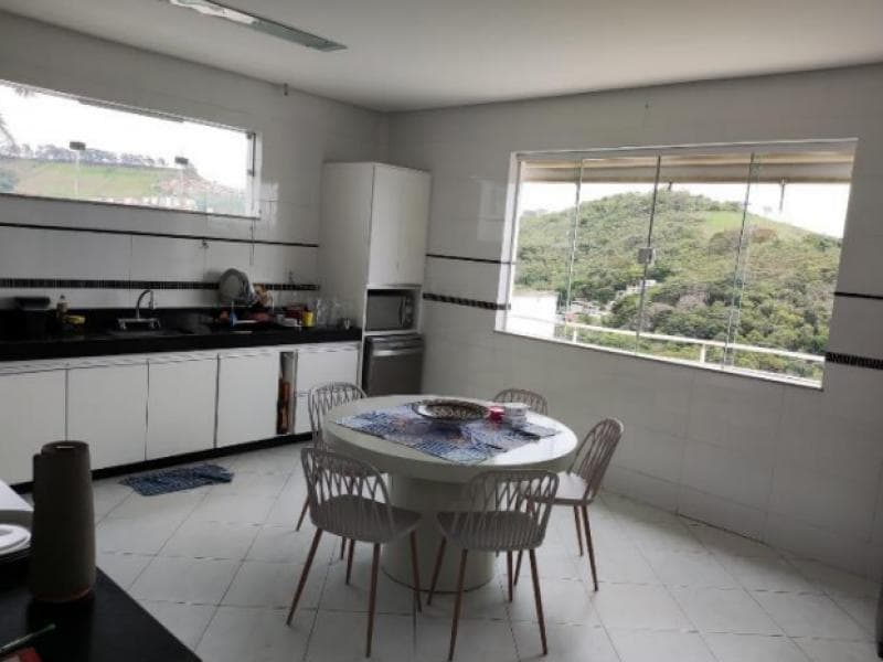 Foto 5 de 11: Casa em leilão em Juiz De Fora - MG, bairro Borboleta — Casa_Condominio, Juiz de Fora / MG