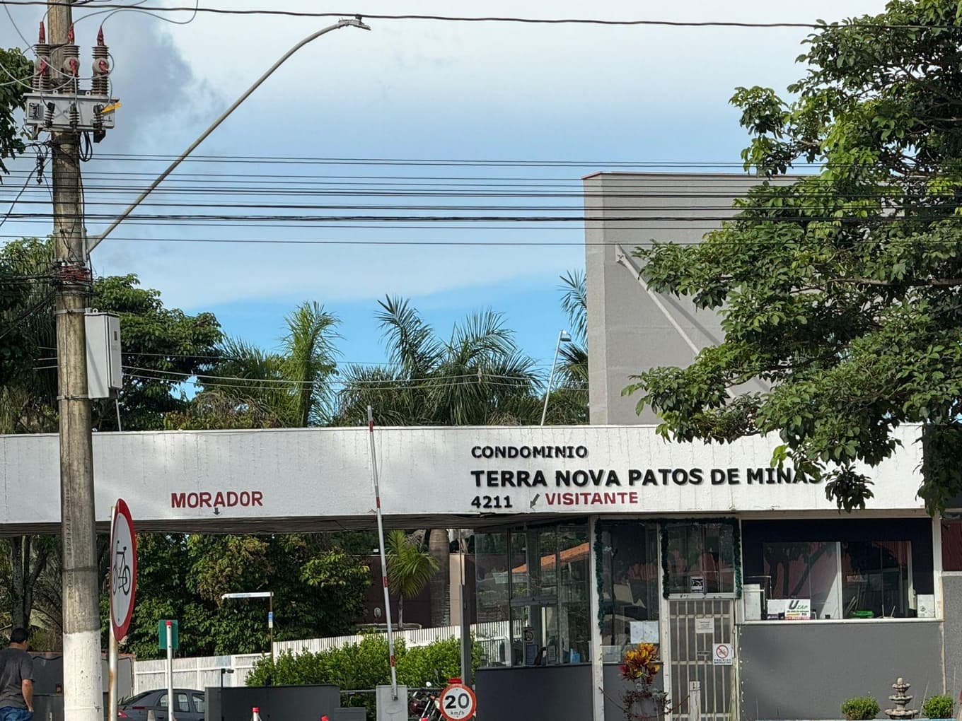 Foto 2 de 5: Casa em leilão em Patos De Minas - MG — Casa 66m² no bairro Bela Vista em Patos de Minas/MG - Ocupado