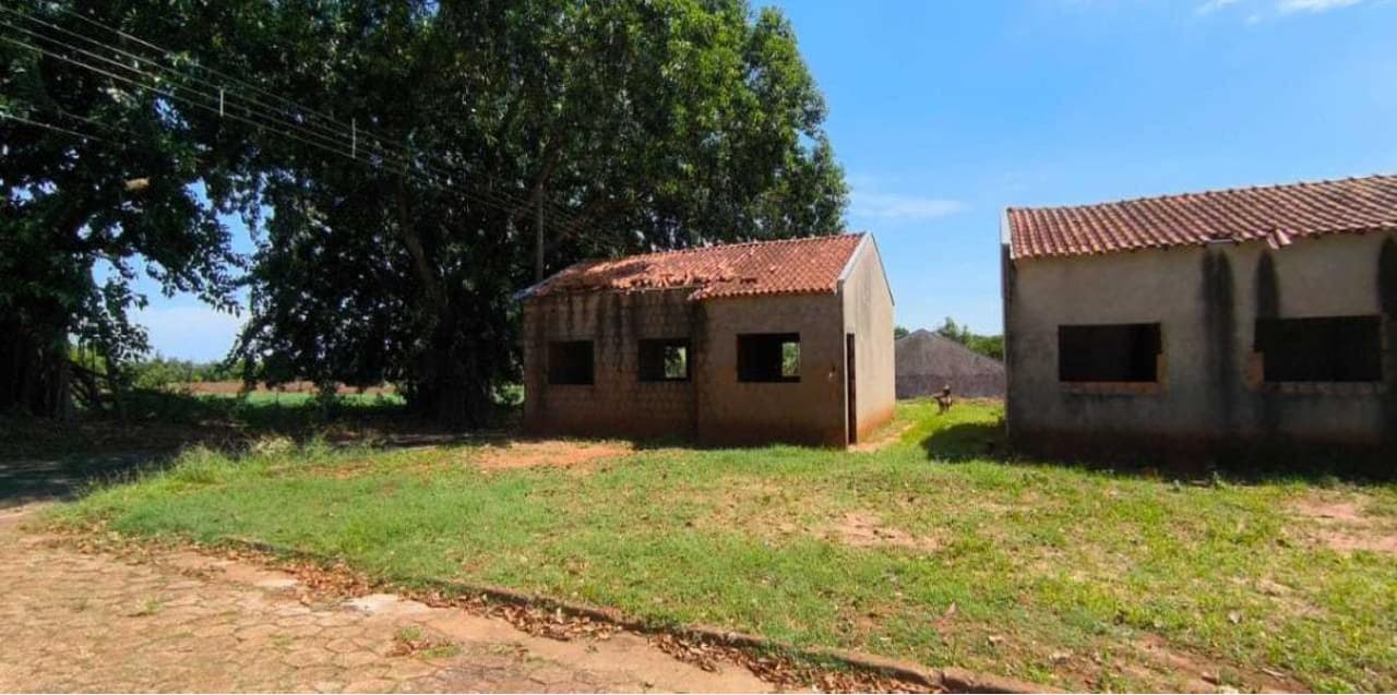 Casa em leilão em Caiuá - SP — Casa em alvenaria com área de 61,00 m² Lote 07 Qd 08 - Caiuá SP