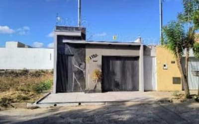 Casa em leilão em Montes Claros - MG, bairro Jardim Alvorada — Casa 149m², Jardim Alvorada, Montes Claros/MG - Ocupada