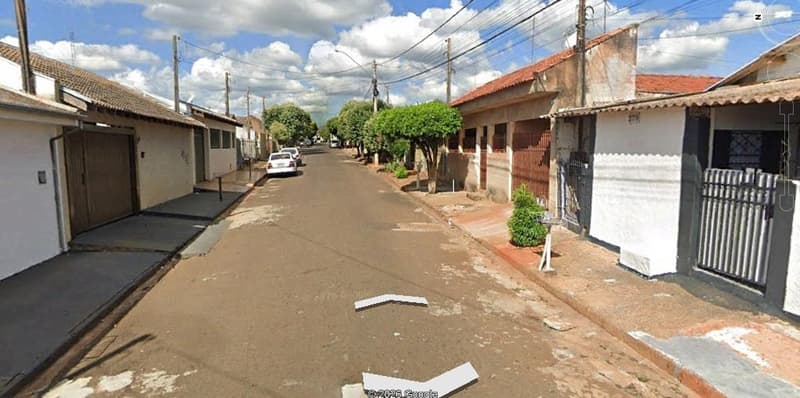 Foto 12 de 16: Casa em leilão em Ibitinga - SP, bairro Vila Maria — Casa Residencial em Ibitinga-SP