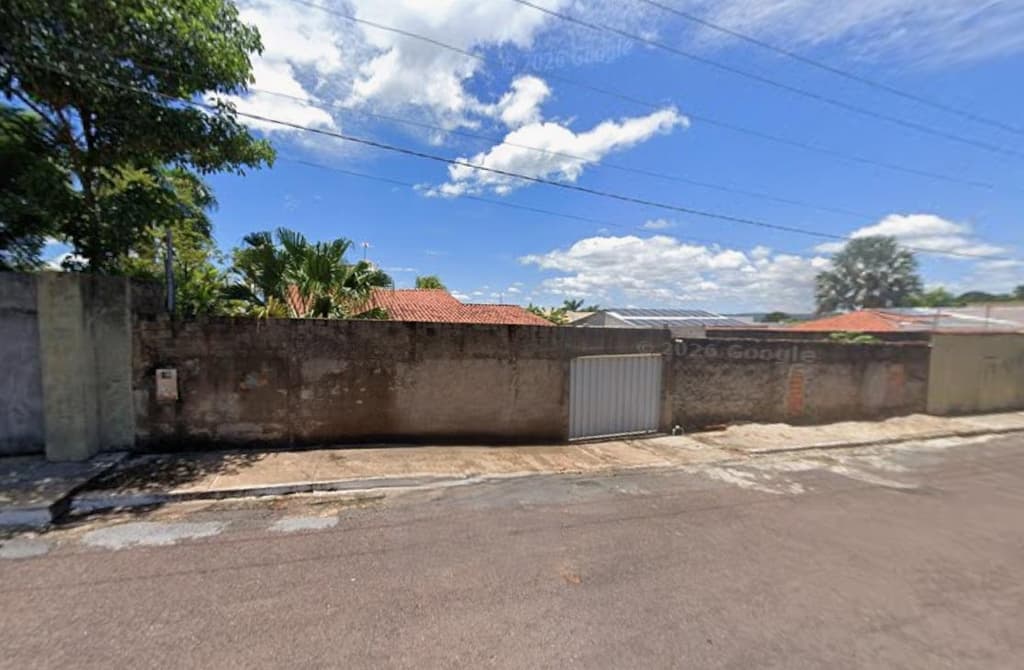 Foto 1 de 2: Casa em leilão em Barra Do Garças - MT, bairro Santa Rosa — Casa 95m² em Terreno 372m² | Barra do Garças-MT | Santa Rosa