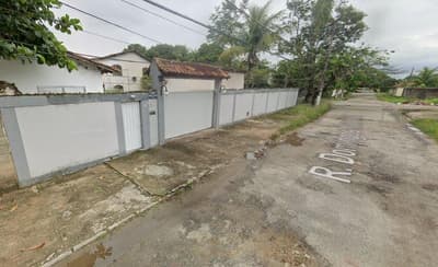 Foto 1 de 3: Casa em leilão em Rio De Janeiro - RJ — CASA EM GUARATIBA - RUA DOMINGOS ALVES MEIRA, 900