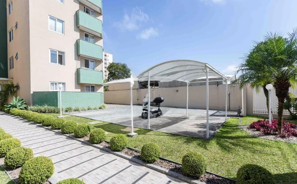 Foto 4 de 5: Apartamento em leilão em Curitiba - PR, bairro Santa Cândida — Apto 76m², 1 Vaga no Edifício Residencial Malaga no Bairro Santa Cândida em Curitiba/PR