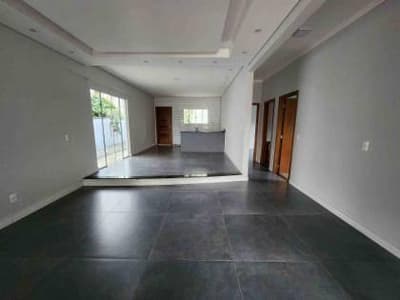 Foto 4 de 11: Casa em leilão em Joinville - SC, bairro Nova Brasília — Casa 139,53m² com Terreno 360m² | Joinville-SC | Nova Brasília - Financiamento até 420 Meses!