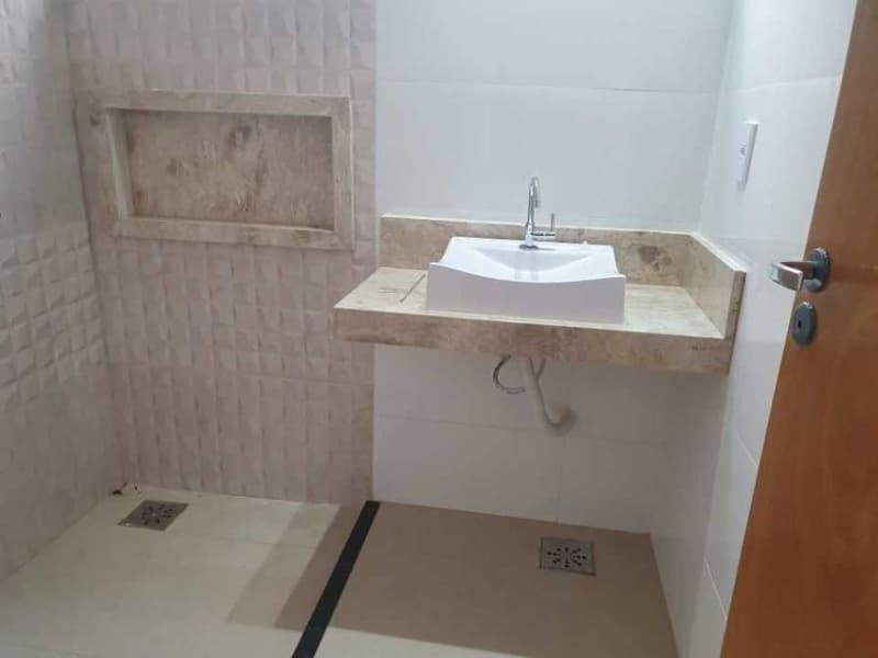 Foto 7 de 13: Casa em leilão em Goiânia - GO — Casa 102m² com Terreno 102m² | Goiânia-GO | Residencial Recanto Das Garças - 3 Dorms, 2 Banheiros e 1 Vaga - Financiamento até 420 Meses!