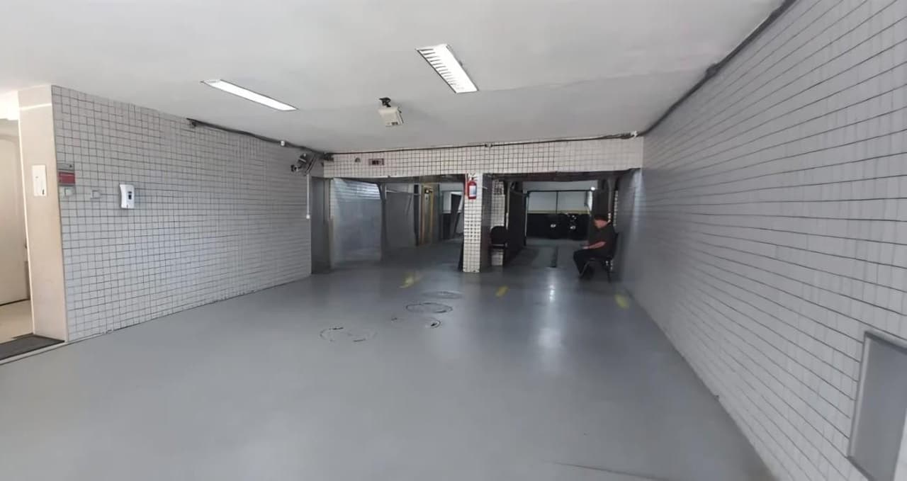 Foto 8 de 9: Comercial em leilão em Rio De Janeiro - RJ — Laje Comercial com 2 garagens no Centro do Rio de Janeiro - Desocupada