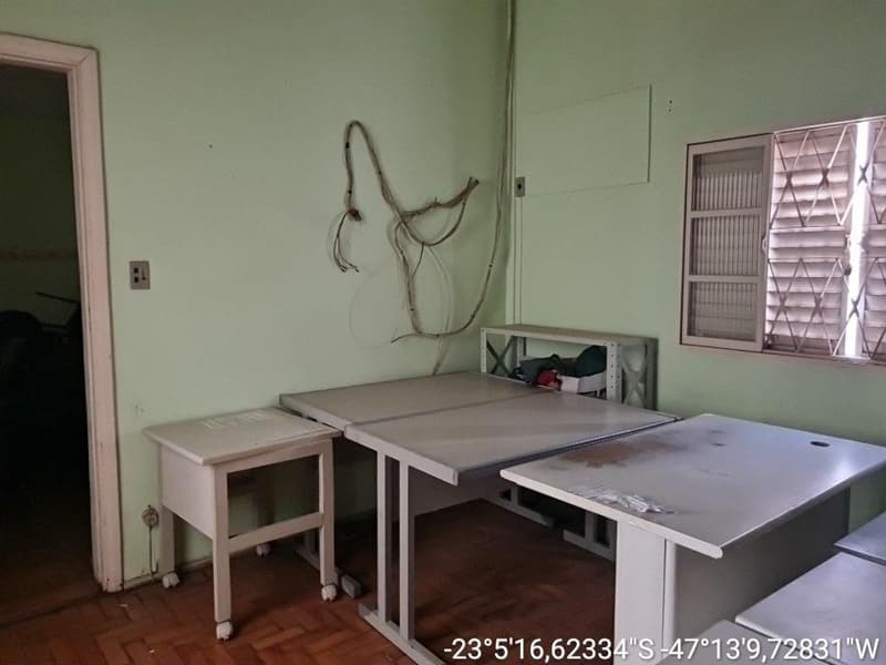 Foto 3 de 17: Casa em leilão em Indaiatuba - SP — Casa, A.T. 303 m², A.C. 204 m², Vila Sfeir