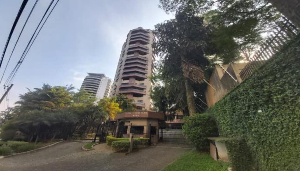 Apartamento em leilão em São Paulo - SP, bairro Vila Andrade — Apartamento, Desocupado, 637.58 m2, SÃO PAULO / SP