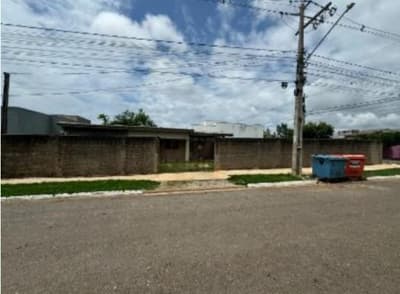 Casa em leilão em Lucas Do Rio Verde - MT — Casa 250m², Jardim Primaveras, Lucas do Rio Verde/MT - Ocupada