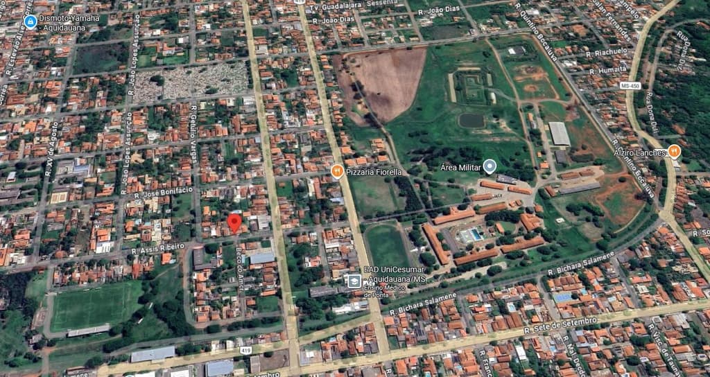 Foto 3 de 3: Casa em leilão em Aquidauana - MS, bairro Centro — Casa, A.T. 750m², 4 dorms, garagem, portão eletrônico, Centro