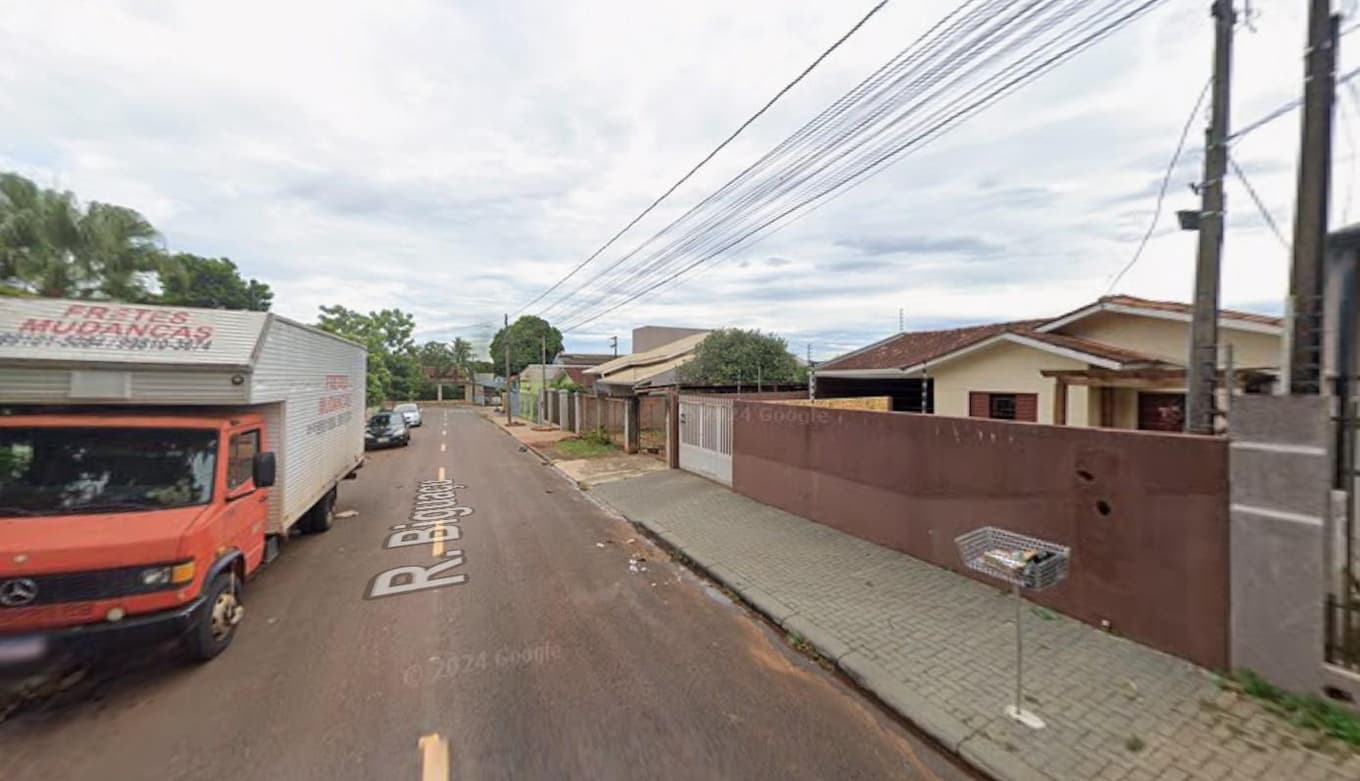 Foto 3 de 3: Casa em leilão em Foz Do Iguaçu - PR, bairro Jardim Lancaster — Casa 250m² | Jardim Lancaster, Foz do Iguaçu/PR | Excelente Localização Próximo ao Muffato e BR-277. Potencial de Valorização!