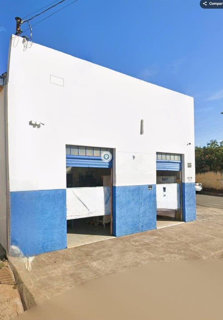 Terreno em leilão em Itararé - SP, bairro Jardim Santa Tereza — (25%) Galpão, A.T. 184m2