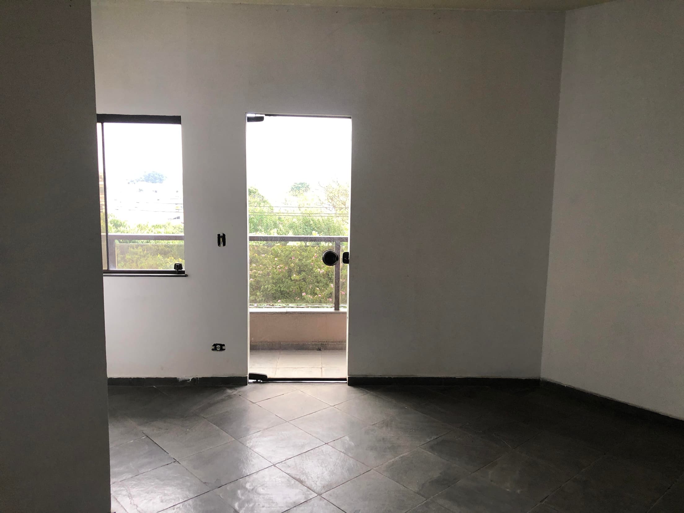 Foto 30 de 50: Comercial em leilão em Santo André - SP, bairro Vila Alto de Santo André — Imóvel 606m² | Vila Alto de Santo André/SP | Esquina Estratégica na Av. Martim Francisco! Ideal p/ Comércio