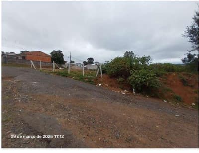 Foto 2 de 11: Terreno em leilão em Ponta Grossa - PR, bairro Jardim Carvalho — Terreno urbano com área total de 5.808,00, sem benfeitorias, ocalizado na Rua Souza Franco, s/n, Bairro: Jardim Carvalho, Ponta Grossa/PR.