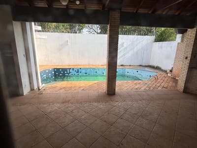 Foto 5 de 9: Casa em leilão em Maringá - PR — Lote contendo benfeitoria residencial, com aproximadamente 298.61m², Maringá/PR