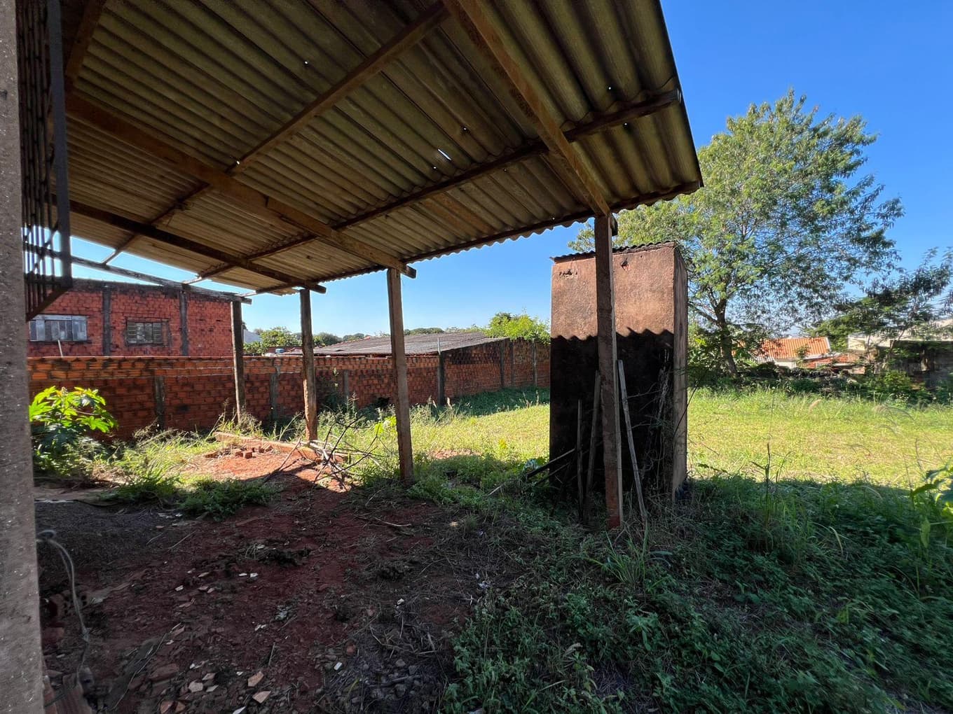 Foto 9 de 12: Terreno em leilão em Indianópolis - PR — Fração ideal de 8,33% de Terras, contendo benfeitoria de área total aproximada de 100,00m², Cianorte/PR