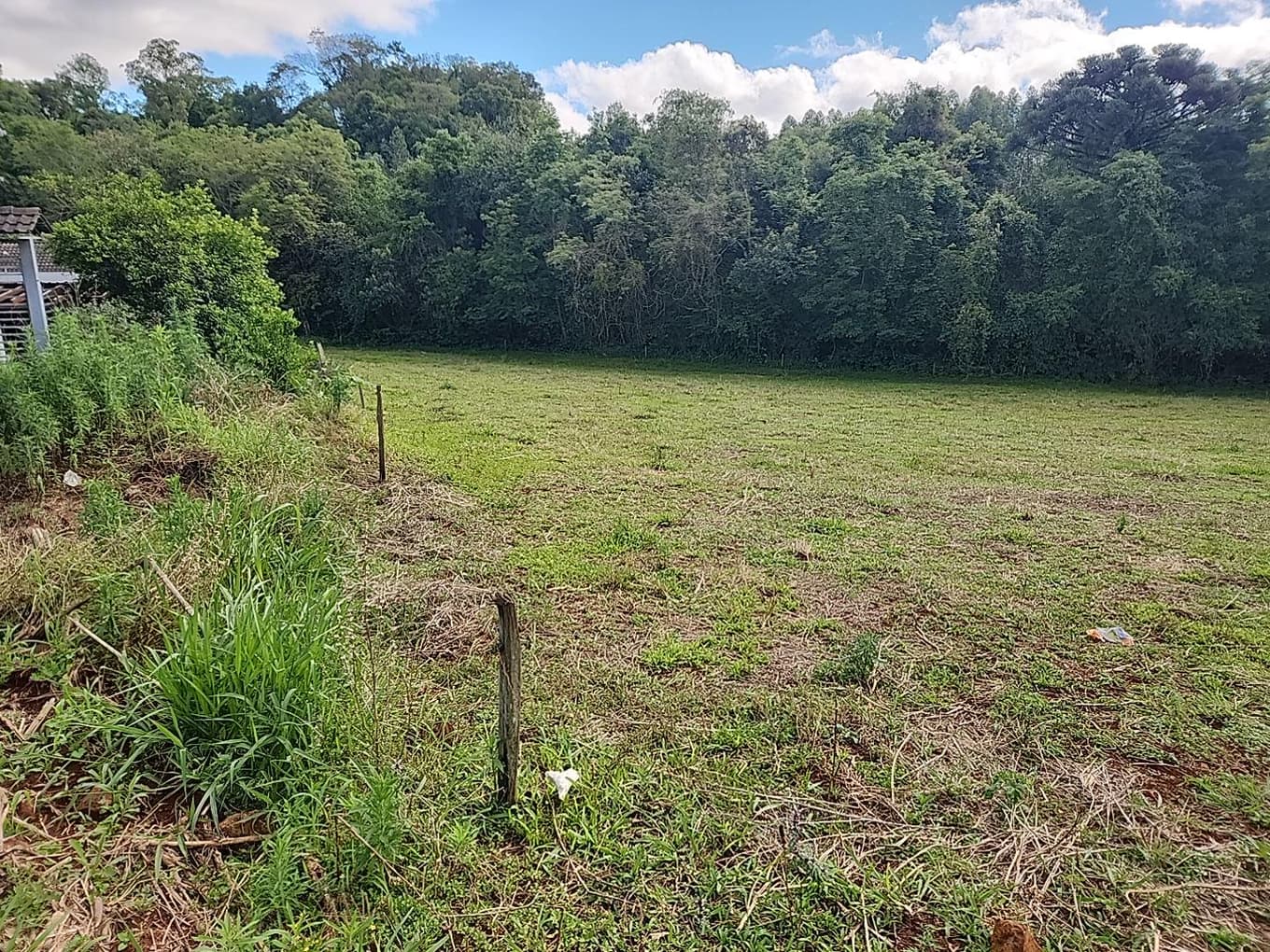 Foto 3 de 4: Terreno em leilão em Dois Vizinhos - PR — LOTE URBANO Nº 01 DA QUADRA Nº 06 LOCALIZADO NO LOTEAMENTO VALE DO COUNTRY EM DOIS VIZINHOS/PR - ÁREA DE 2.850,00M²