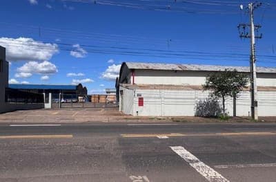 Terreno em leilão em Arapongas - PR, bairro Vila Industrial — Terreno de 1.532,57 m² e um barracão de 768,30m², Av. Maracanã 407, Vila Industrial, Arapongas/PR - Libra Securitizadora