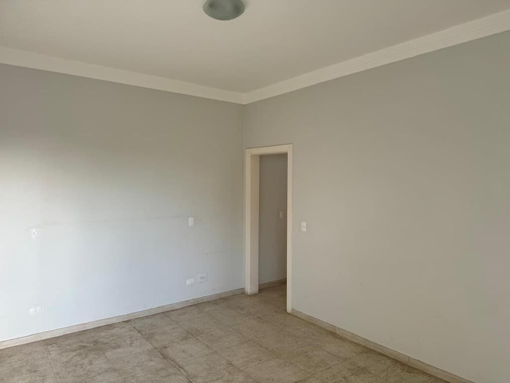 Foto 5 de 9: Casa em leilão em Guarujá - SP — Casa alto padrão 1.120m², 5 vagas, Jardim Acapulco, Guarujá/SP