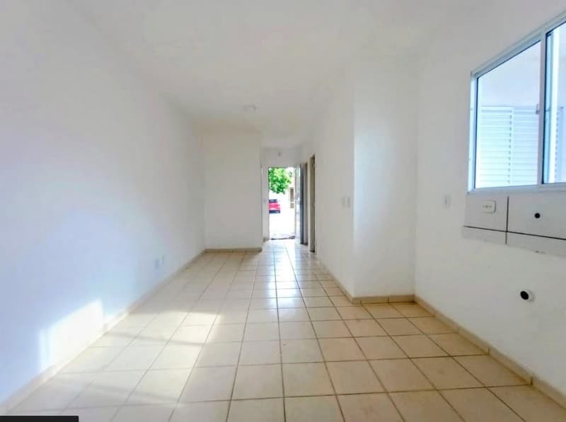 Foto 2 de 10: Casa em leilão em Ponta Grossa - PR — Casa de alvenaria nº 497, do Condomínio Moradas Ponta Grossa, com áre a total de 41,5259 m².