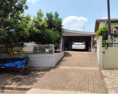 Foto 1 de 2: Casa em leilão em Realeza - PR — Casa 110m², Centro, em Realeza/PR - Ocupado
