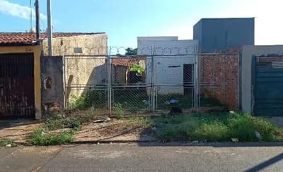 Terreno em leilão em Bauru - SP — Terreno de 130.2m2, em BAURU/SP.