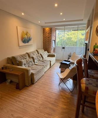 Foto 5 de 9: Apartamento em leilão em Curitiba - PR — Direitos aquisitivos do executado ¿ Apartamento e vagas de garagens do Edifício Prima Torre, situado na Rua Olympio Trombini, 345, Cascatinha, Curitiba/PR.