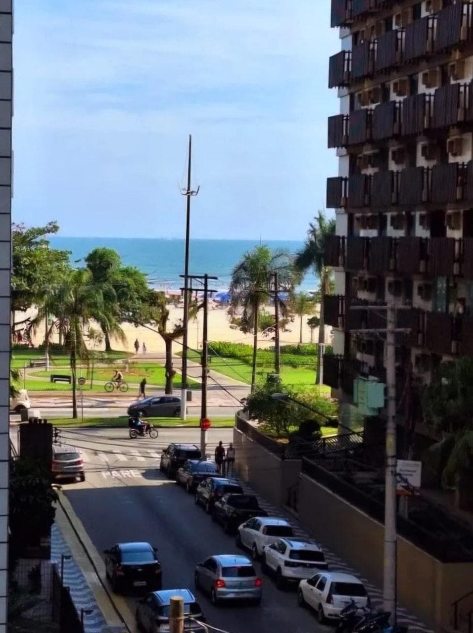 Foto 23 de 23: Apartamento em leilão em Santos - SP — Apartamento em Santos com 132m² e 02 vagas, apenas 80 metros da Praia José Menino