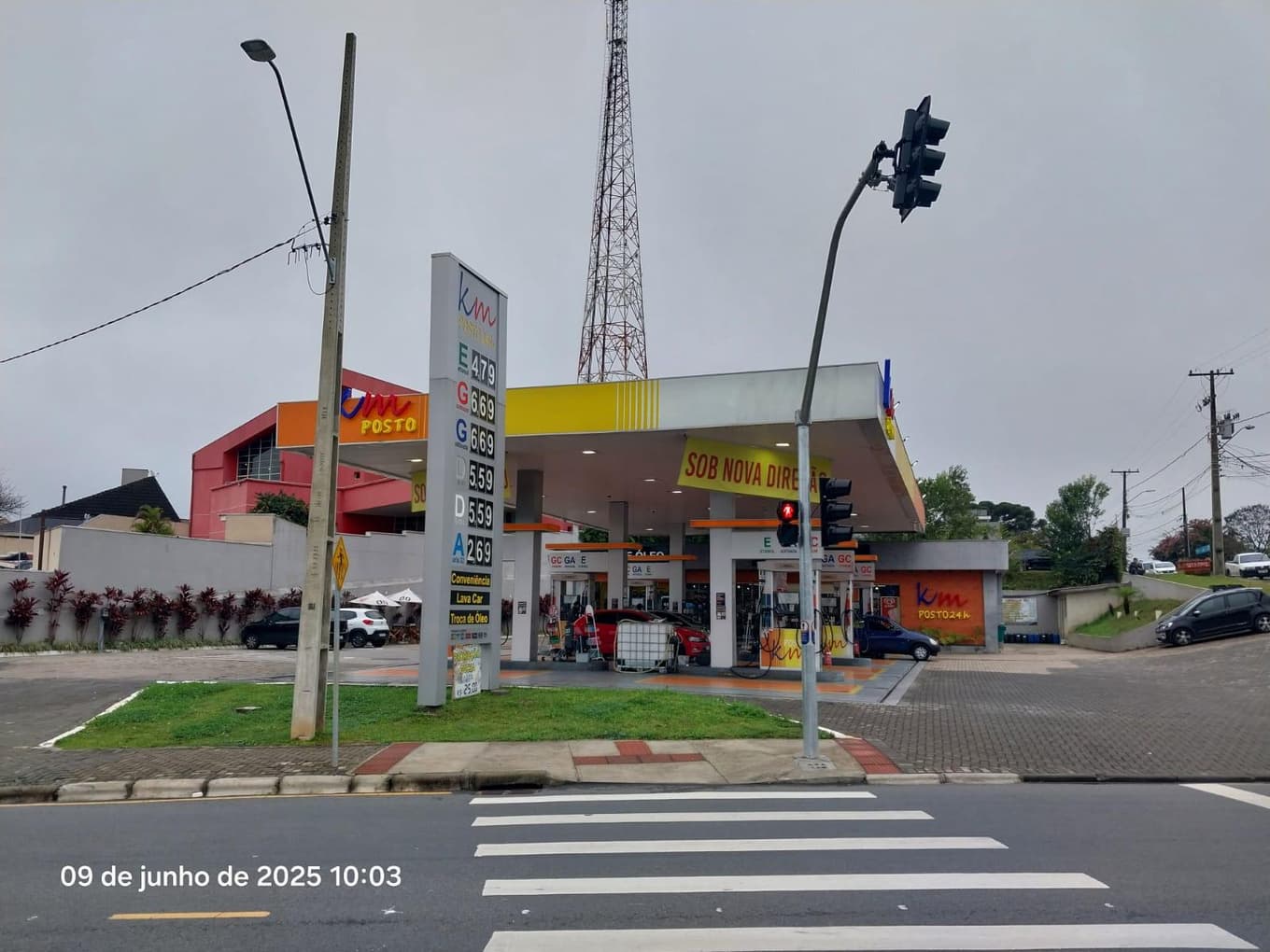 Foto 22 de 59: Comercial em leilão em Curitiba - PR, bairro Vista Alegre — Posto de Combustível com área de terreno total de 3.126,40m², benfeitorias de área total de 477,00m², localizado na Rua Miguel Tschennerl, 47, Vista Alegre, Curitiba/PR