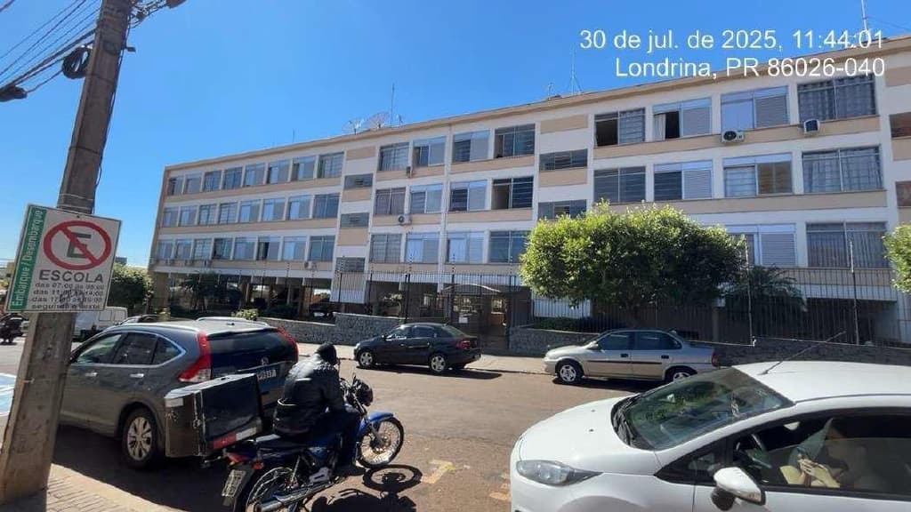 Foto 2 de 5: Apartamento em leilão em Londrina - PR, bairro Centro — Apartamento nº 203, Bloco A do Conjunto Residencial Tocantins, com área construída de 57,74m² no Centro, Londrina/PR