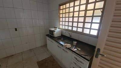 Foto 9 de 15: Casa em leilão em Tupã - SP, bairro Vila das Industrias — Casa, Tupã / SP