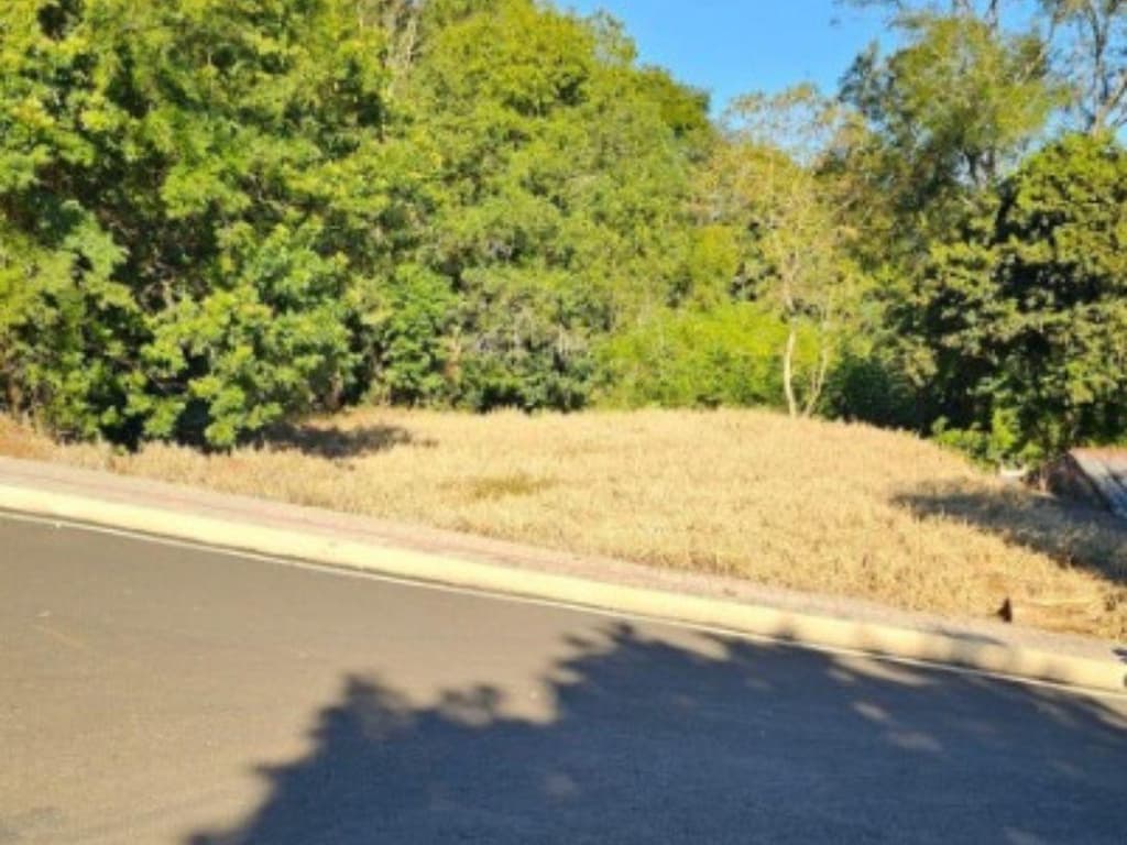 Terreno em leilão em Francisco Beltrão - PR — TERRENO URBANO 392 M² RUA FRANÇA FRANCISCO BELTRÃO/PR
