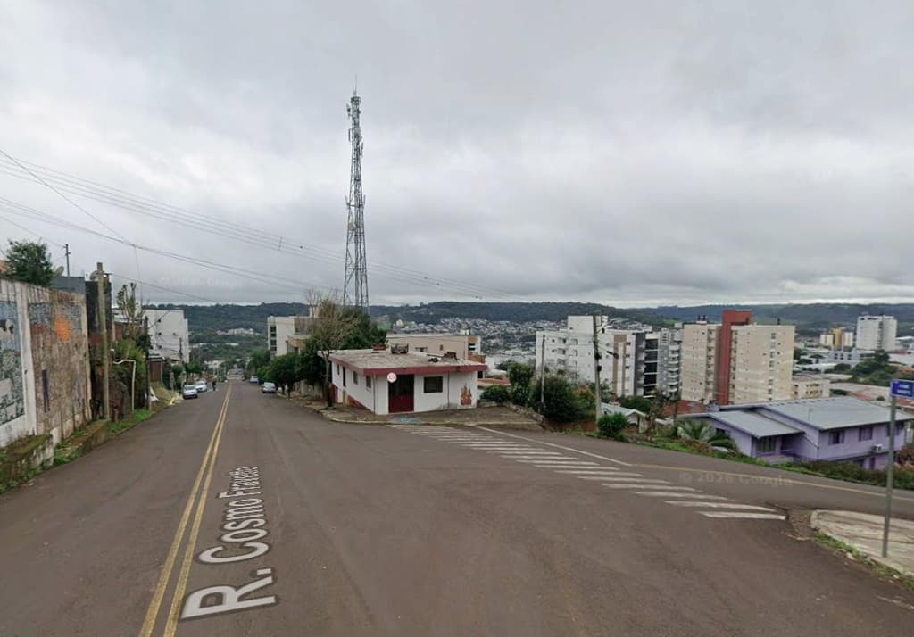 Foto 2 de 2: Casa em leilão em Sarandi - RS, bairro Centro — Casa 200m², Centro, Sarandi/RS