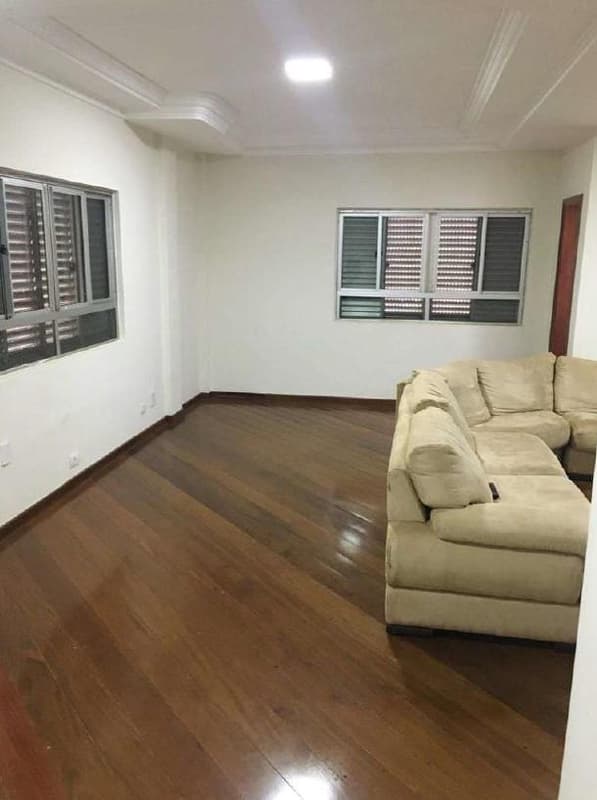 Foto 16 de 24: Comercial em leilão em Maringá - PR — Parte Ideal de 50% do Edifício Comercial Mandarino de área construída de 2.424,75m² - Zona 09, Maringá/PR