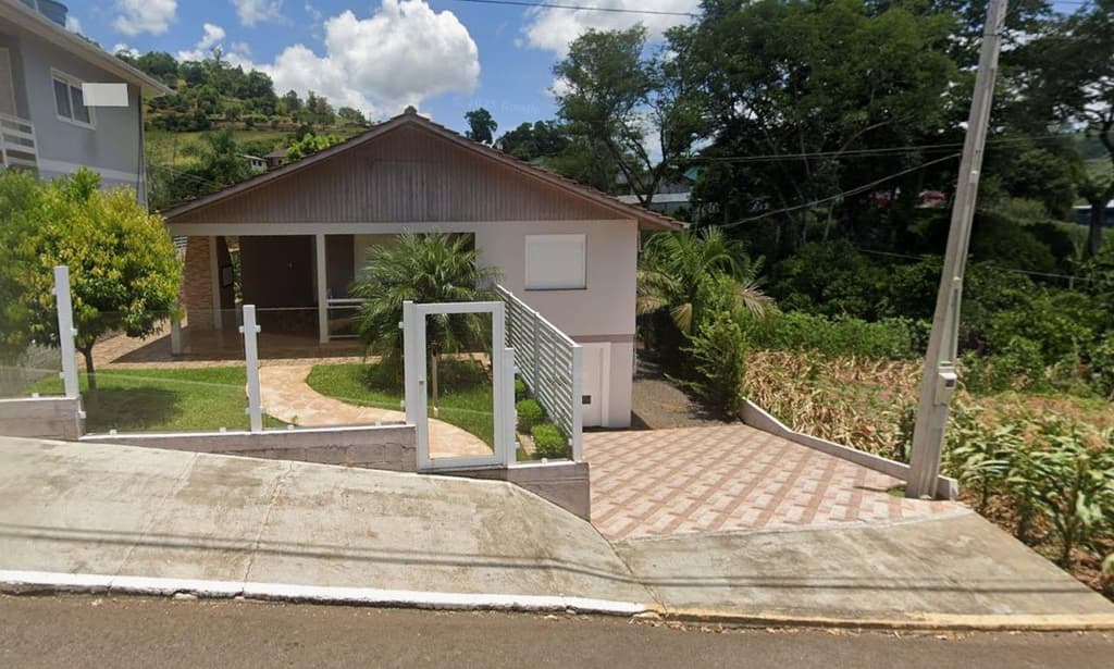 Foto 1 de 23: Imóvel em leilão em Três Arroios - RS, bairro Centro — IMÓVEL URBANO COM ÁREA TOTAL DE 437,50 M2 EM TRÊS ARROIOS-RS