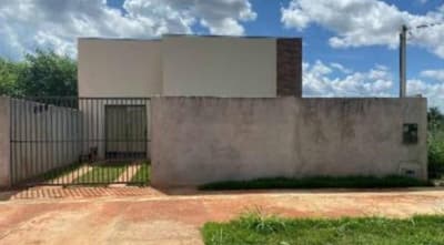 Casa em leilão em Sinop - MT — Casa 57m², no Jardim Viena, em Sinop/MT - Ocupado