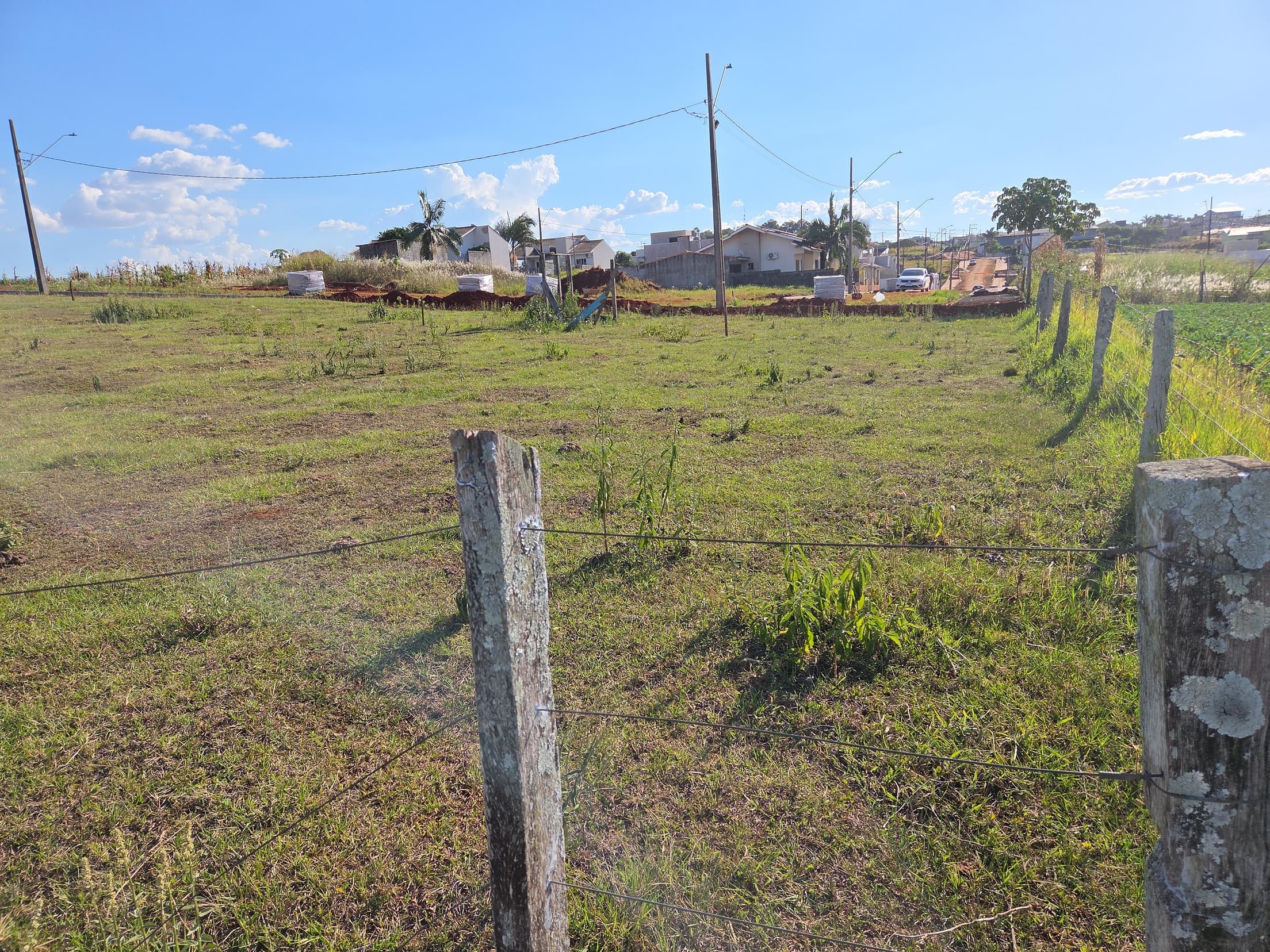 Foto 3 de 6: Terreno em leilão em Nova Prata Do Iguaçu - PR, bairro São Cristóvão — LOTE URBANO Nº 01 DA QUADRA 09 DA RUA MARCO BURGREVER, Nº 913, BAIRRO SÃO CRISTÓVÃO LOCALIZADO EM NOVA PRATA DO IGUAÇU/PR - ÁREA DE 344,50M²